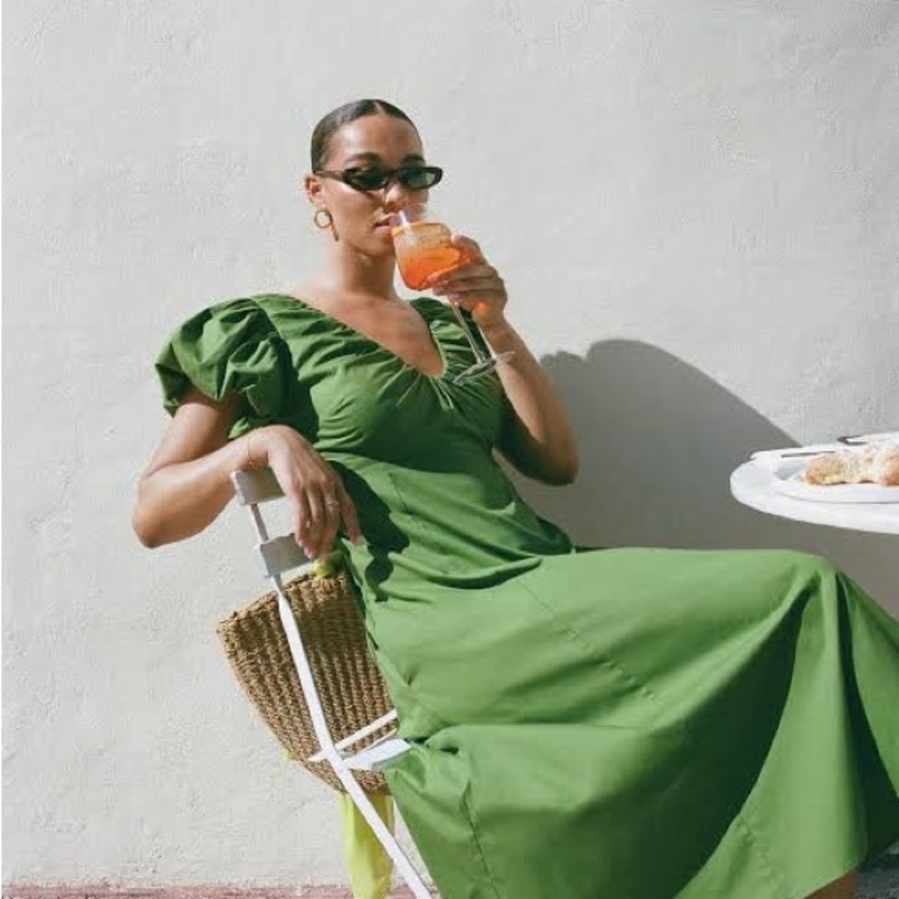 Abercrombie Green Puff Sleeve Plunge MIDI Dress